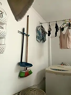 gabiTetas online show from December 2025 07:34:02 PM