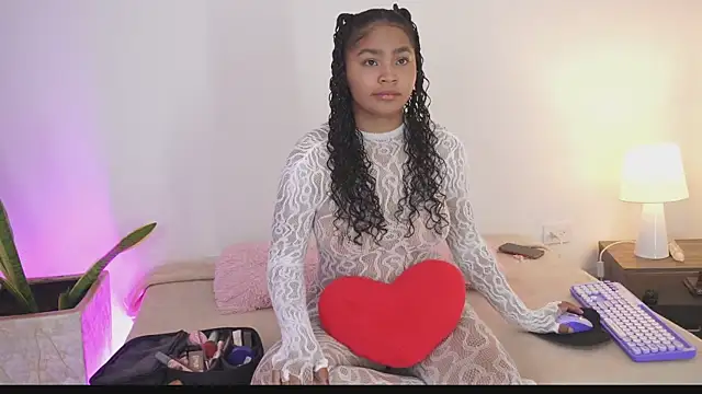 Anais aradia online show from July 2026 04:26:01 AM