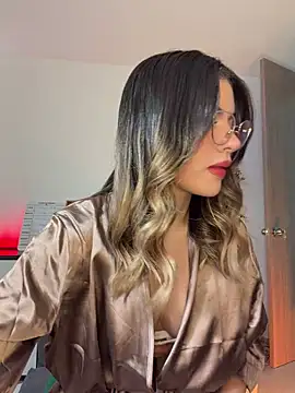 Snapshot of Your_Honeey chatting on February 2026 06:58:02 PM Your Honeey online show from February 2026 06:58:02 PM