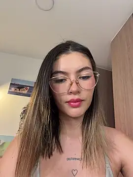 Your Honeey online show from April 2026 11:57:02 PM