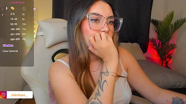 dakottaa  online show from March 2026 11:39:02 PM