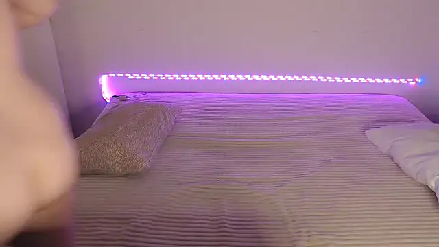 Snapshot of Karolina_love_ chatting on October 2025 05:36:01 PM Karolina love online show from October 2025 05:36:01 PM