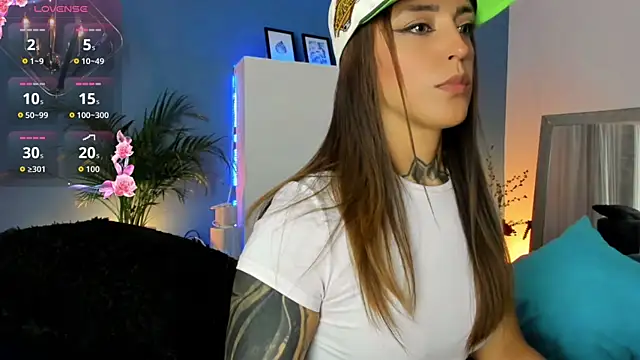 Snapshot of Megan_inked chatting on July 2026 03:23:02 AM Megan inked online show from July 2026 03:23:02 AM
