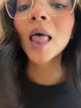 Cat2525 online show from March 2026 10:05:01 PM