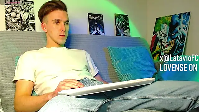 Midnighter  online show from March 2026 08:31:01 PM