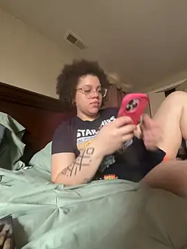 QueenNuttCollector online show from March 2026 04:47:01 PM