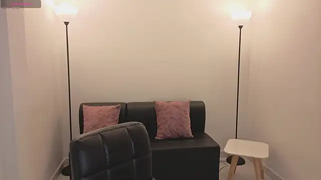 camiilaa1 online show from April 2026 02:01:01 AM