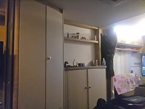 Ebinator666 online show from April 2026 09:39:01 PM