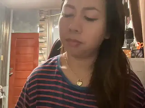 Snapshot of UrLove_Marga chatting on July 2026 09:40:02 PM UrLove Marga online show from July 2026 09:40:02 PM