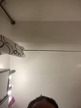 Sarahkhaalifa online show from April 2026 09:06:02 PM