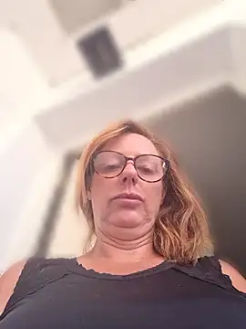 Snapshot of Susycachonda1 chatting on June 2026 08:46:02 AM Susycachonda1 online show from June 2026 08:46:02 AM
