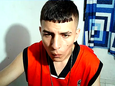 Snapshot of SHAT_SEX chatting on November 2025 05:57:02 PM SHAT SEX online show from November 2025 05:57:02 PM