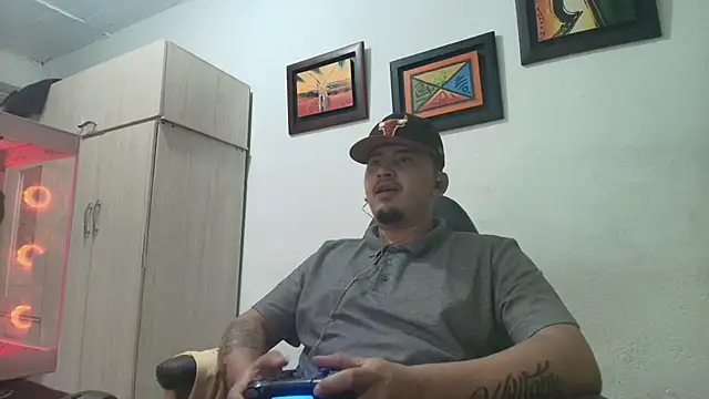 myke andrade online show from November 2025 03:27:02 AM