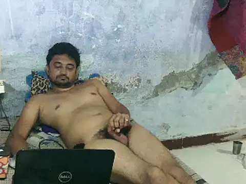 Rocobodymassager online show from May 2026 06:09:01 PM
