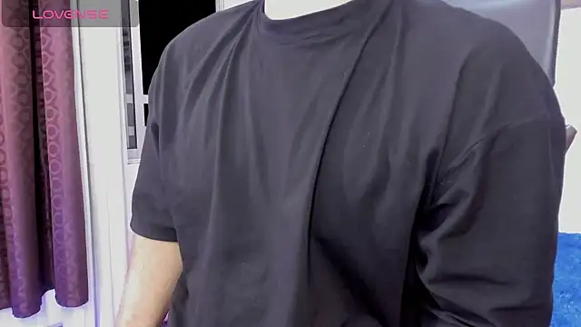 michacosio online show from April 2026 02:47:01 AM