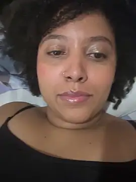 Snapshot of michell_bling1 chatting on March 2025 06:16:01 AM michell bling1 online show from March 2025 06:16:01 AM