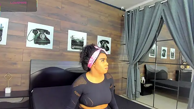Briana Wells  online show from July 2026 12:29:02 PM
