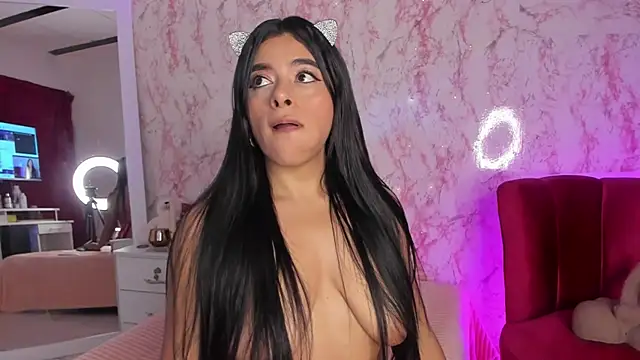 SophiieWilson  online show from October 2025 03:40:02 AM