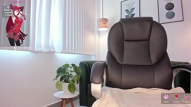 tiana cruz online show from March 2026 08:55:01 PM