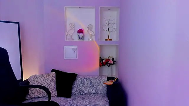 Persephoni online show from April 2026 11:34:01 AM