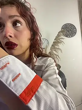 LiaVillalobos online show from April 2026 02:07:02 PM