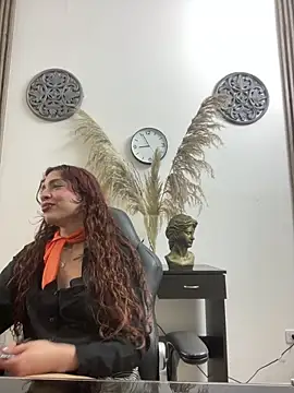 LiaVillalobos online show from April 2026 01:57:02 PM