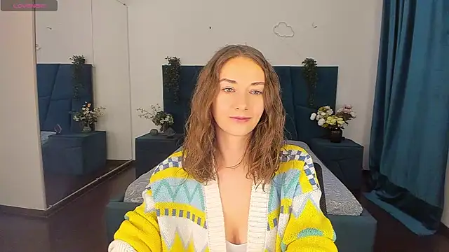 Kelly Summers online show from December 2024 10:38:02 AM