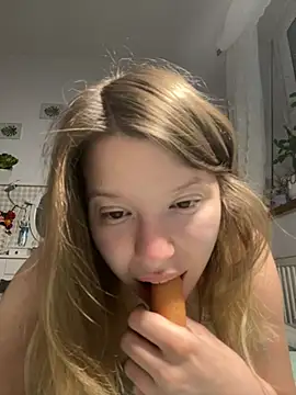 kimczii online show from June 2026 06:16:01 AM