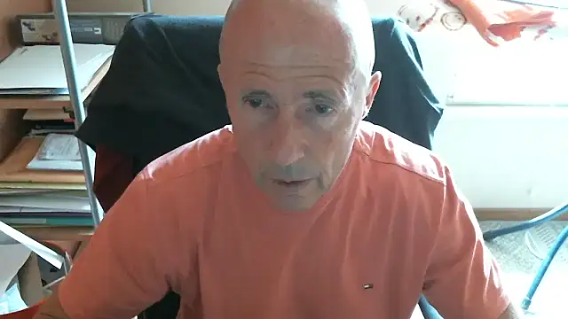olibrius71 online show from May 2026 12:55:02 PM