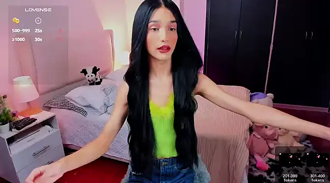 Ainhoads online show from December 2024 12:11:01 AM