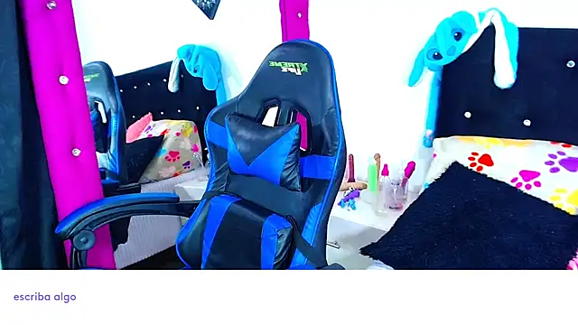 Jenng18 online show from February 2026 08:40:02 PM