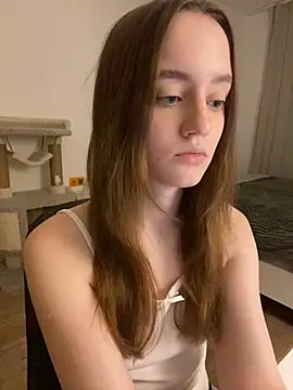 Snapshot of malyshhka chatting on December 2024 01:54:02 PM malyshhka online show from December 2024 01:54:02 PM