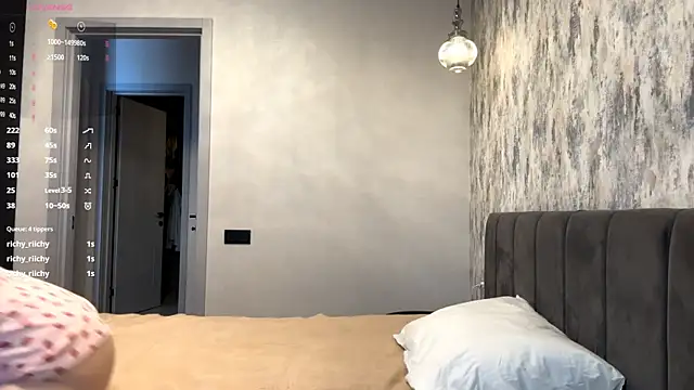 StasyGriffin online show from April 2026 05:01:02 AM