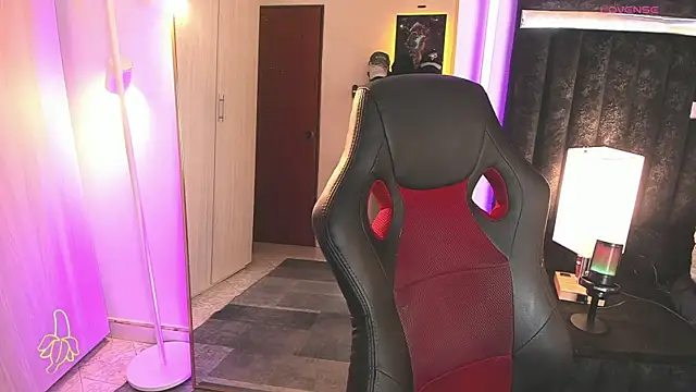 ItsMeEros online show from April 2026 12:13:01 AM