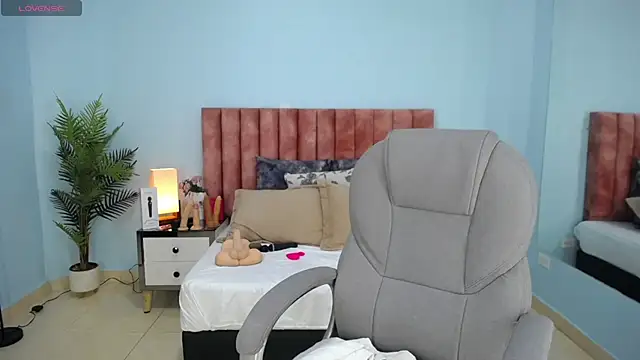 nana levy online show from June 2026 03:50:02 AM