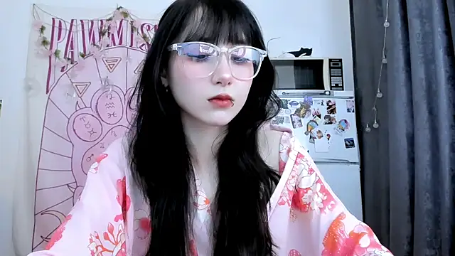 Holy420lolii online show from June 2026 05:34:02 PM