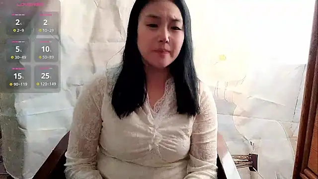 Vivianangn-e online show from April 2026 07:44:02 AM