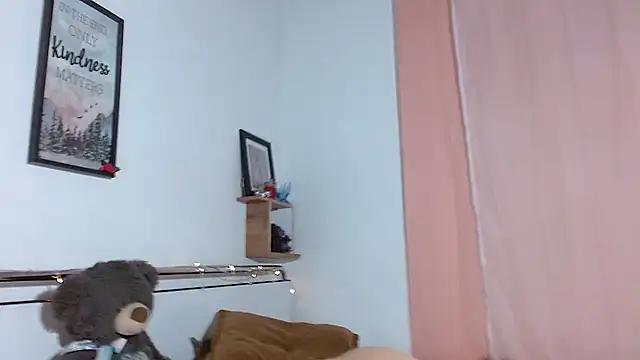 Snapshot of nickyCollins chatting on February 2025 08:33:01 AM nickyCollins online show from February 2025 08:33:01 AM