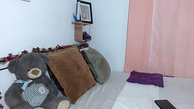 Snapshot of nickyCollins chatting on March 2025 09:34:01 PM nickyCollins online show from March 2025 09:34:01 PM