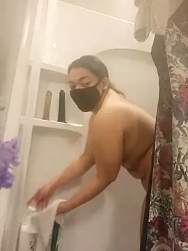 Snapshot of lofibunni chatting on March 2026 04:06:02 PM lofibunni online show from March 2026 04:06:02 PM