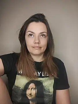 KrissSexi online show from April 2026 02:18:02 PM