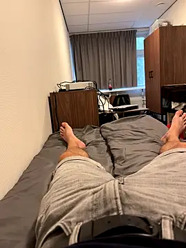 mihaixxx1 online show from September 2025 01:23:02 PM