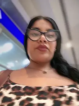Insane Issa online show from June 2026 09:20:02 PM