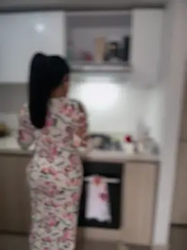 Insane Issa online show from July 2026 03:25:02 PM