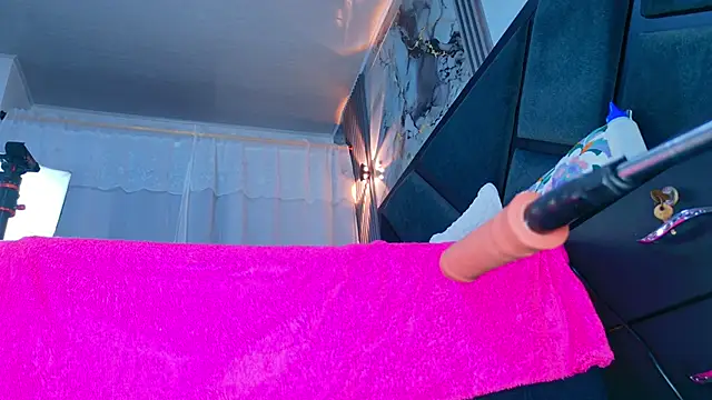 NathaxaLeans online show from March 2026 12:01:02 PM