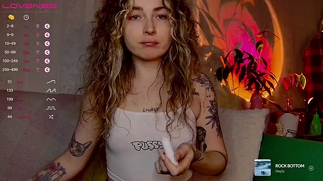 IttyKitty online show from April 2026 11:40:02 PM