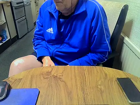 daddyflash online show from November 2025 08:19:02 PM