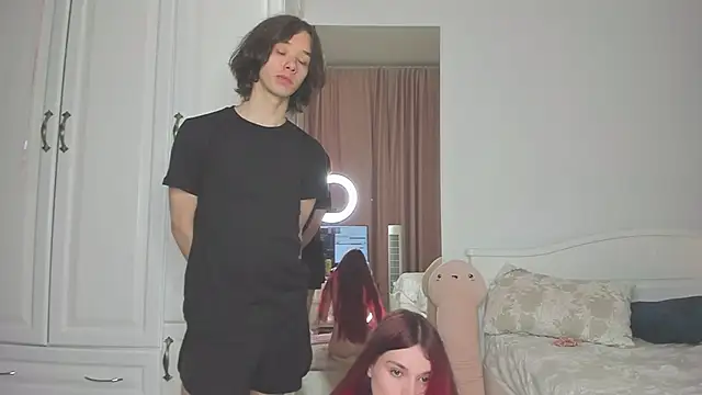 lil cassie online show from June 2026 08:00:02 PM