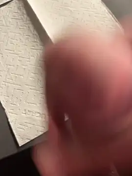 alieno27 online show from December 2024 09:11:02 PM