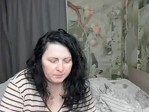 Lillian2 online show from March 2026 08:26:33 AM